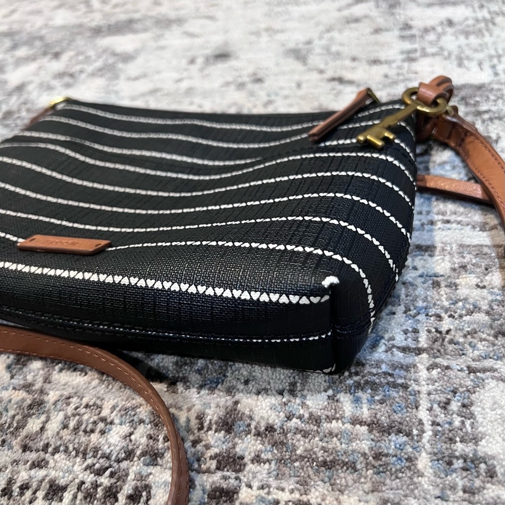Fossil Fiona Small Black and White Striped Crossbody Bag with Brown Strap - Picture 4 of 10